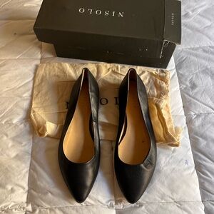 Nisolo Black Women's ballet flats size 10